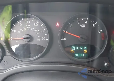 2010 Jeep Compass Sport z USA, uszkodzony, nr VIN 1J4NF4FB8AD529107